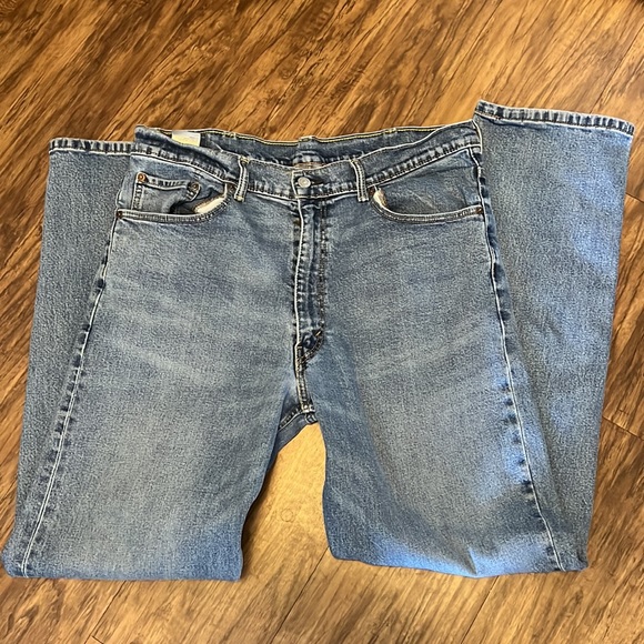 Levi Mens Jeans - Picture 4 of 7